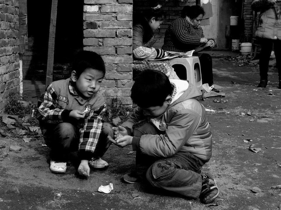 他们的故事<br />
自得其乐。