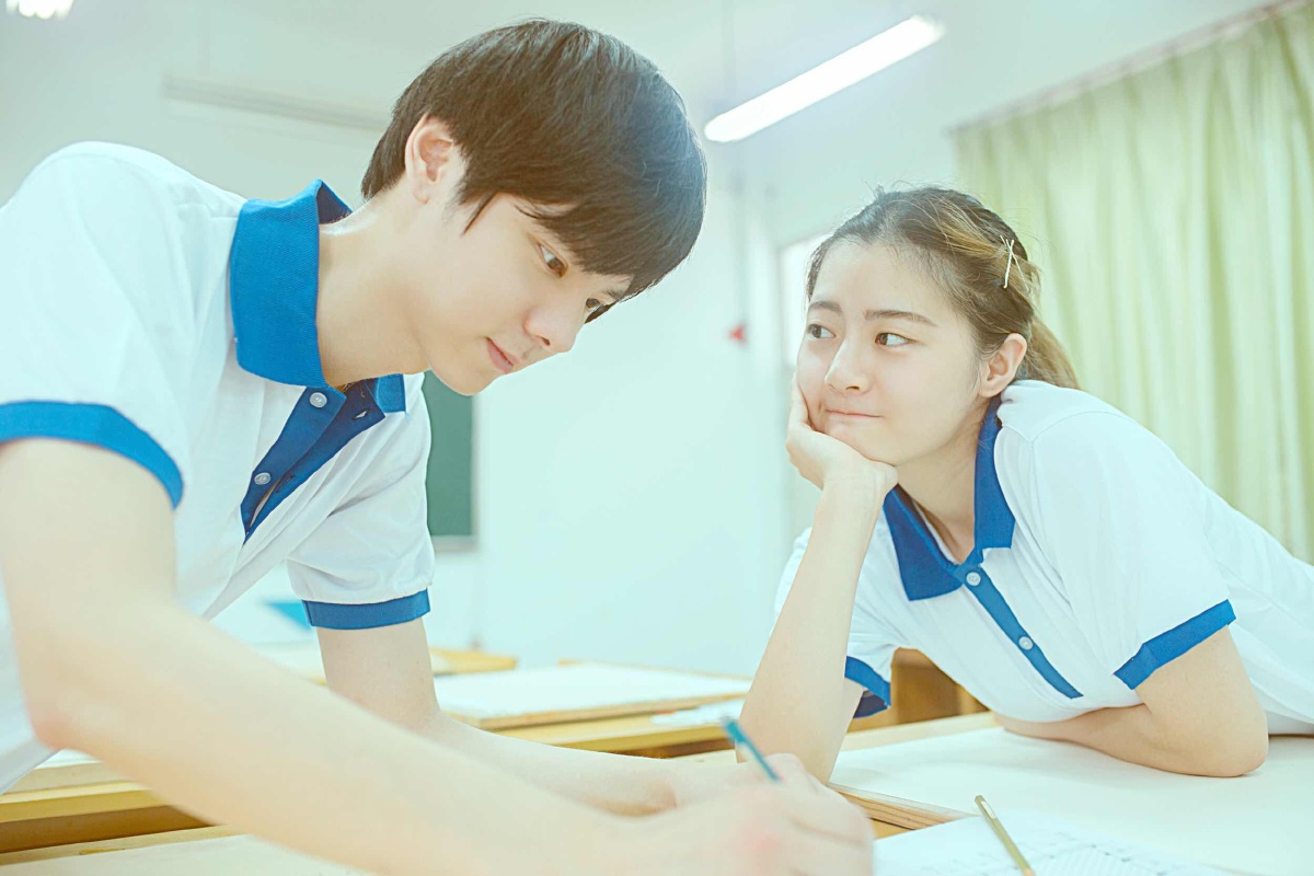 早期拍的就想拍点最青涩时光里的感情