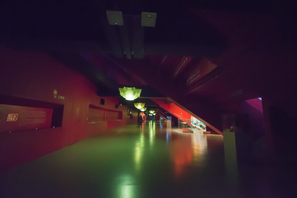 鸟巢内部通道