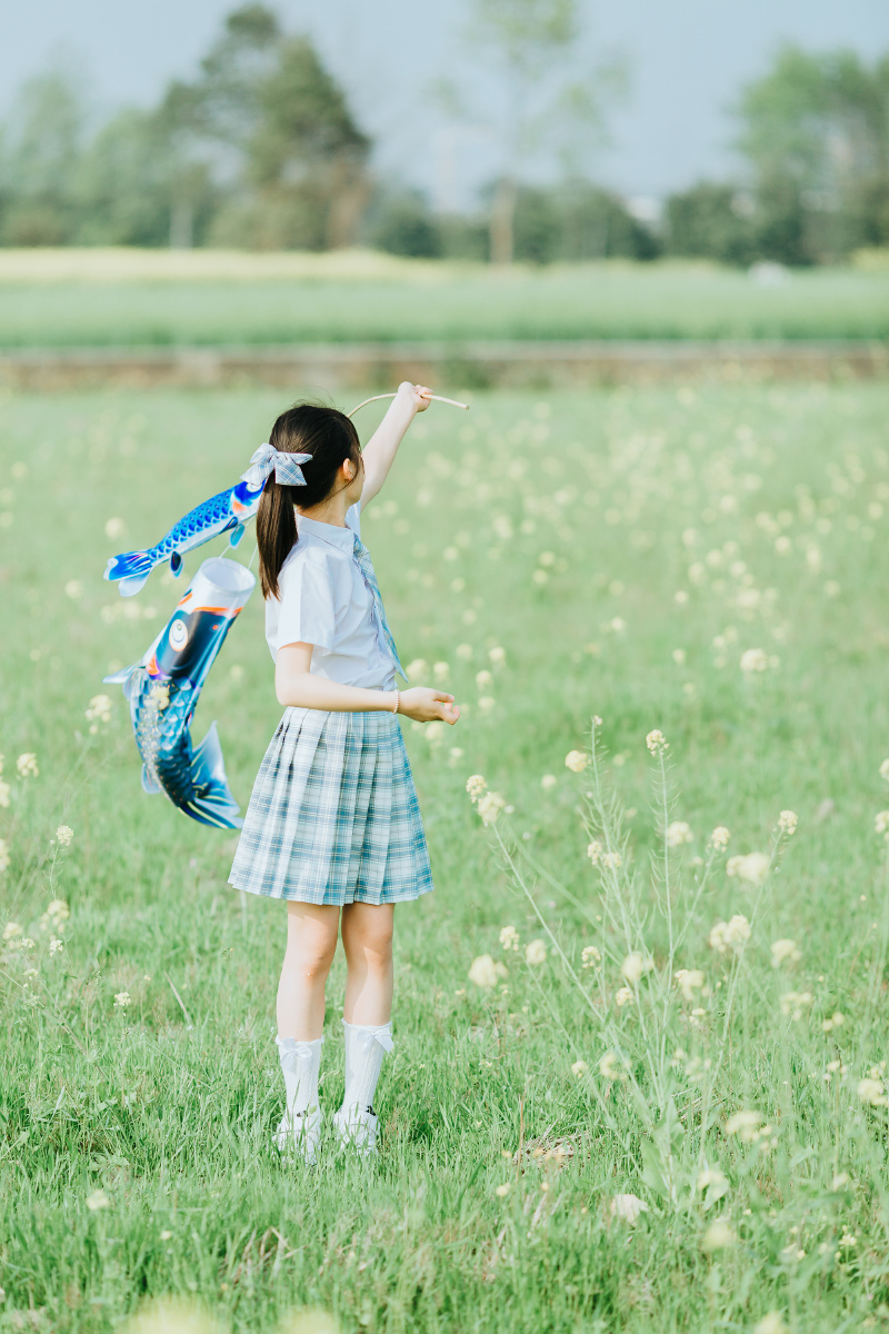 春天风女孩