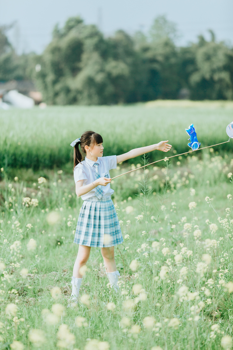春天风女孩