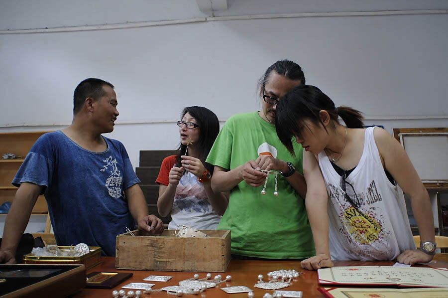 苗族 银饰 贵州 工艺 文化遗产<br />
