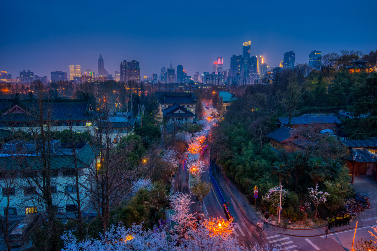 鸡鸣寺夜景 - 夕闻 - 图虫