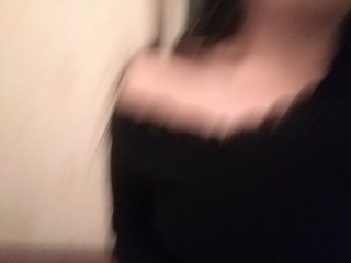 44823