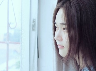 柔和白色调