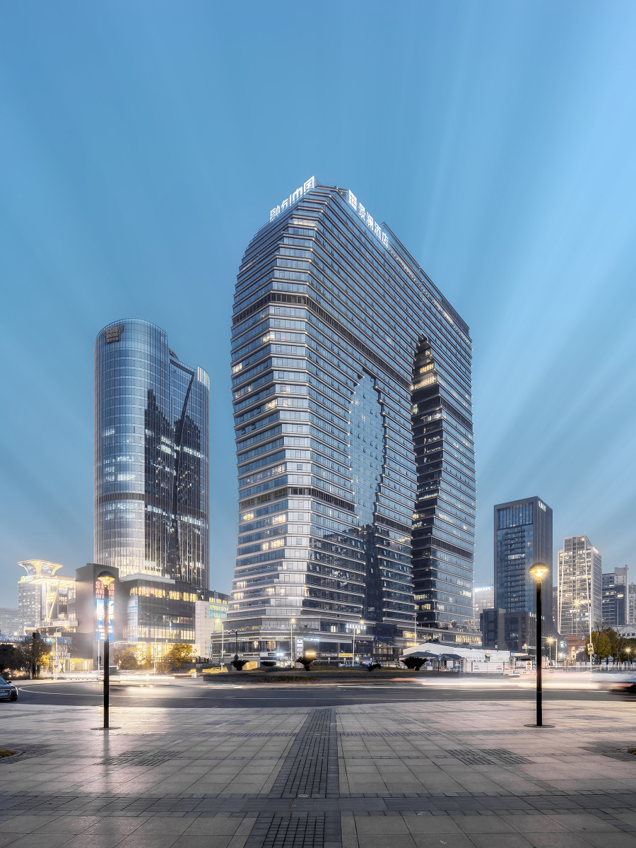 杭州滨江,设计灵感来自于三潭印月.