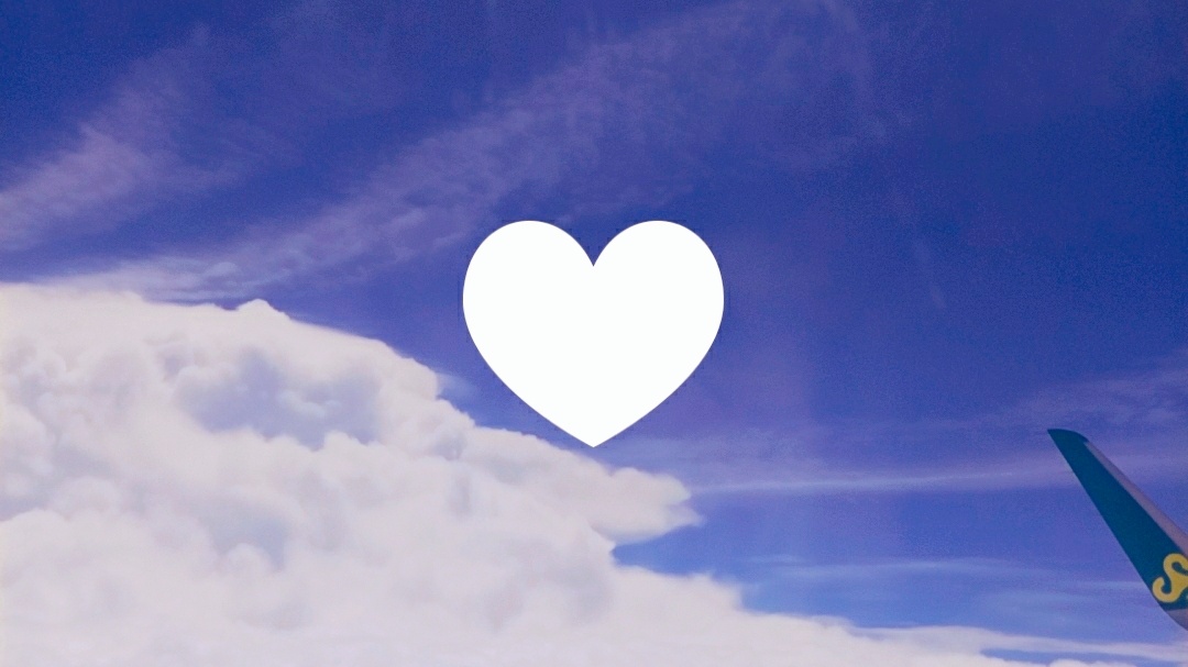 今天用云朵比心737373任何一样东西你渴望拥有它它就盛开一旦你