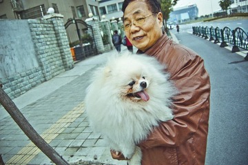 别看我一把年纪了，比那些美女有吸引力.jpg