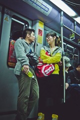 乐观直爽的笑——男：我们裸婚吧！女：好啊不离不弃！.jpg