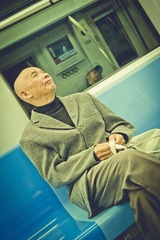 人这一辈子，不就是淡淡地一笑而过！.jpg