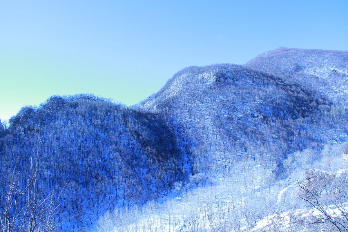 灵山雪景