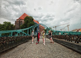001