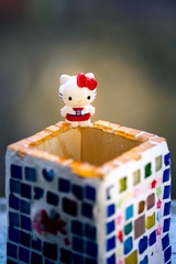 3046