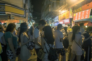 夏夜的厦门小街
