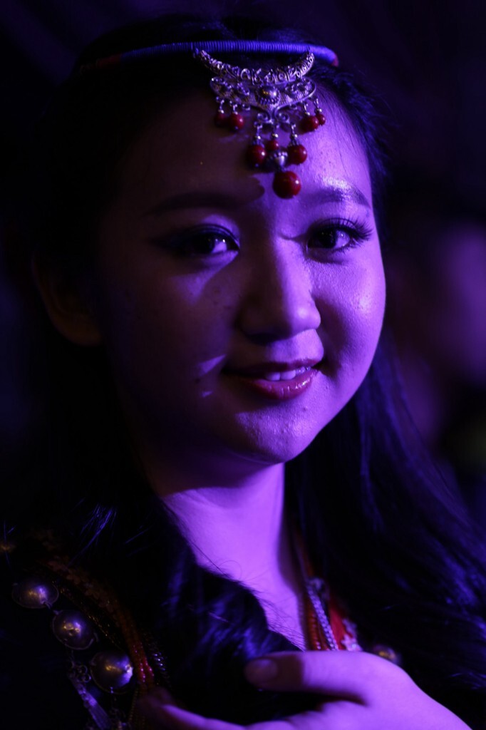 苗族姑娘