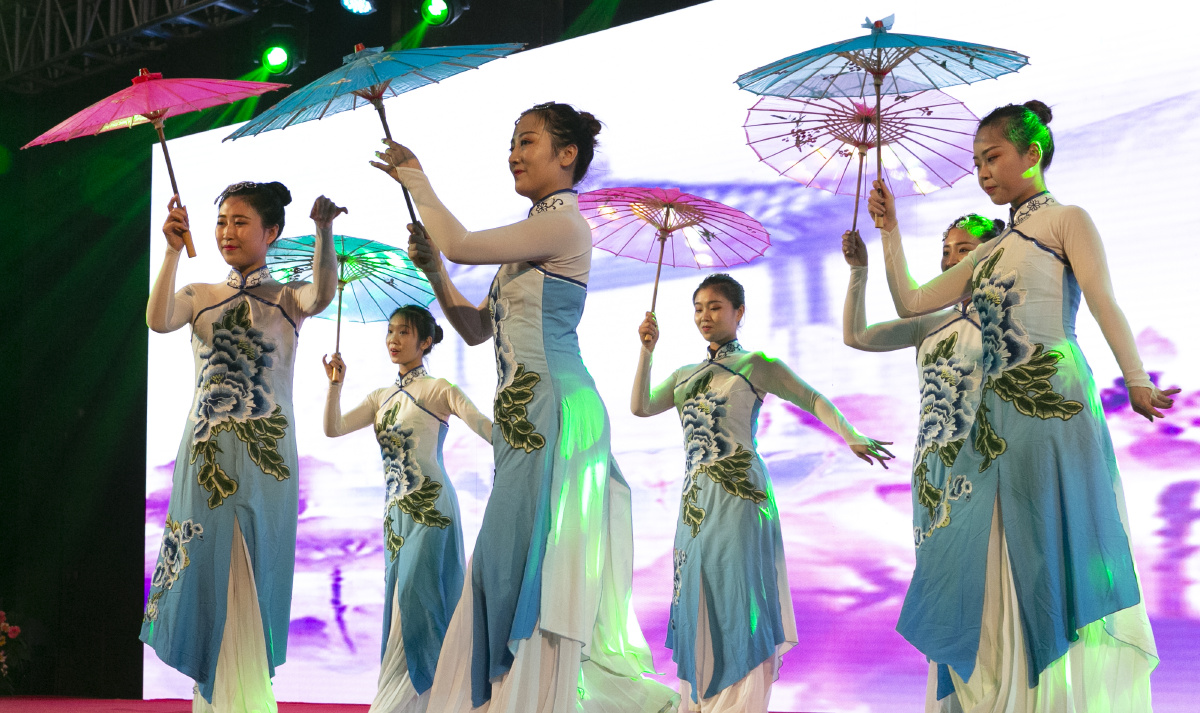 美女舞蹈江南风情