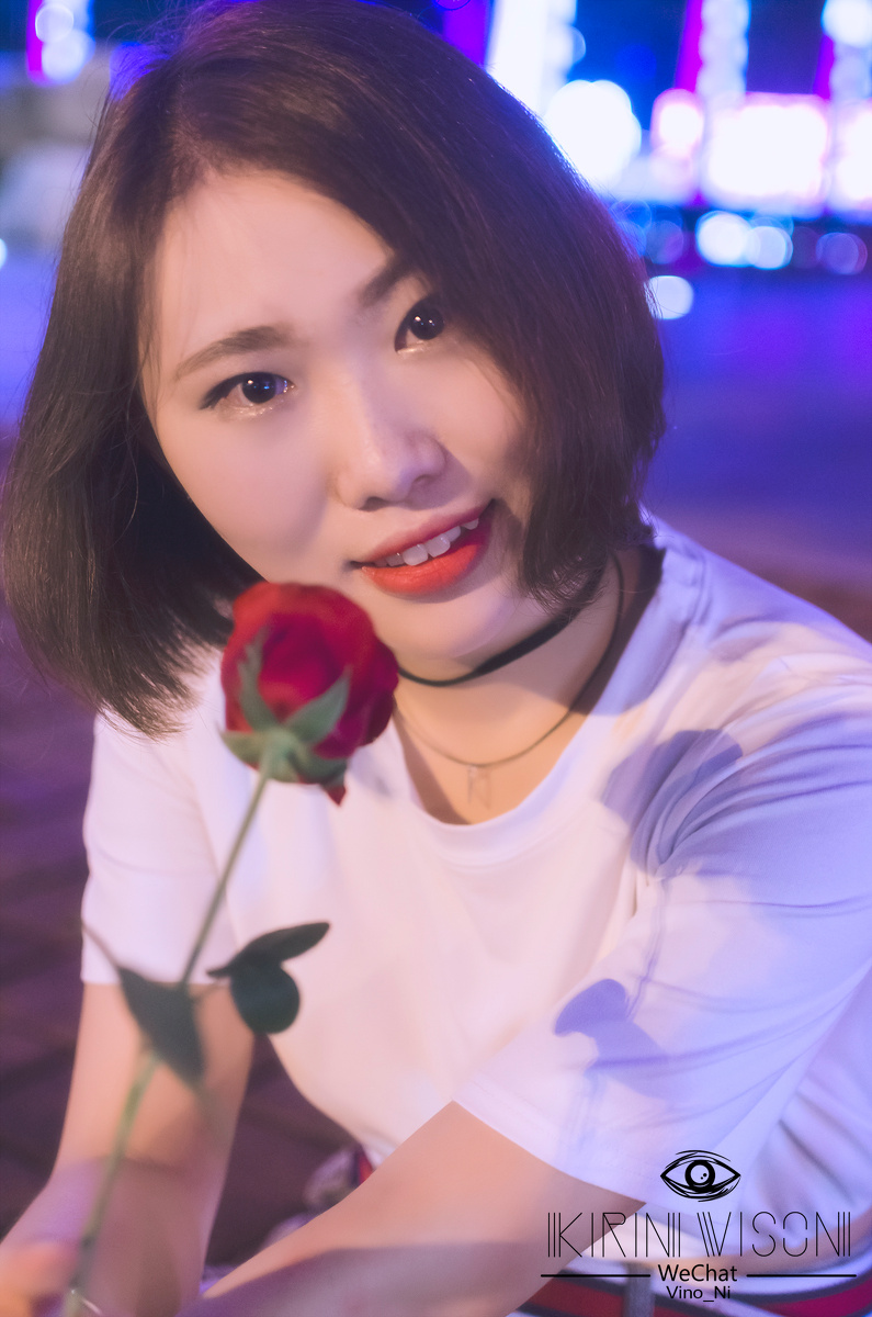 夜迷离~月朦胧~~夜景创意人像~~ 约拍微信:Vi