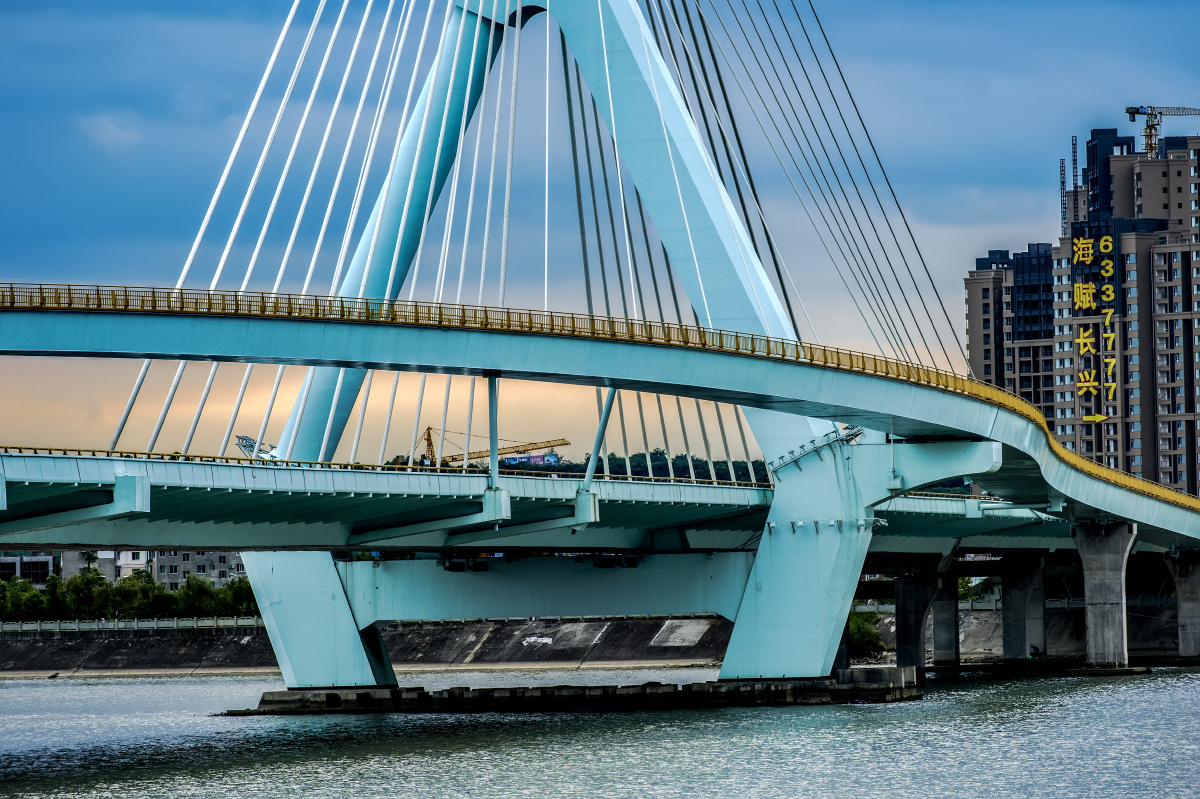 余晖99三江大桥99局部