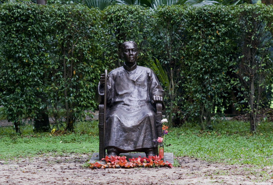 中大 陈寅恪先生塑像 br />