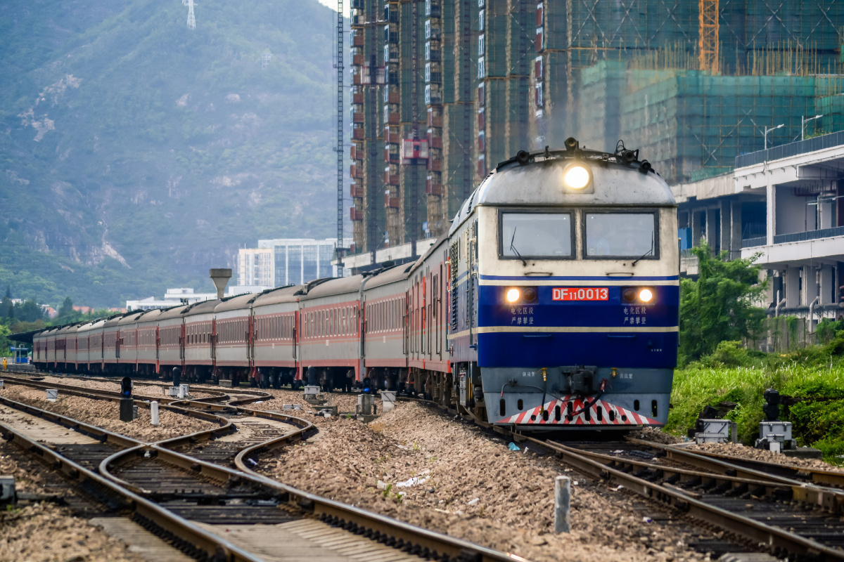 平南掠影(一)——深圳西站