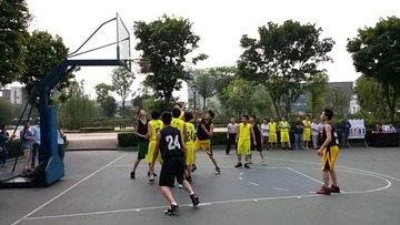 628