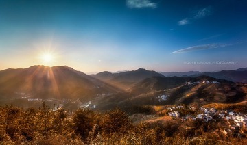 山顶的光芒