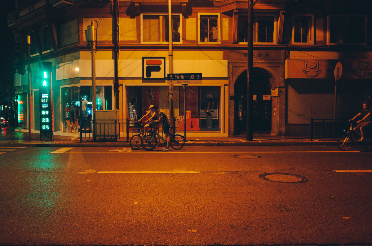 你见过凌晨三点的夜上海吗