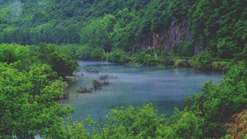 57AC6868-4CD8-4F3F-B127-C09B37F0D405/L0/001