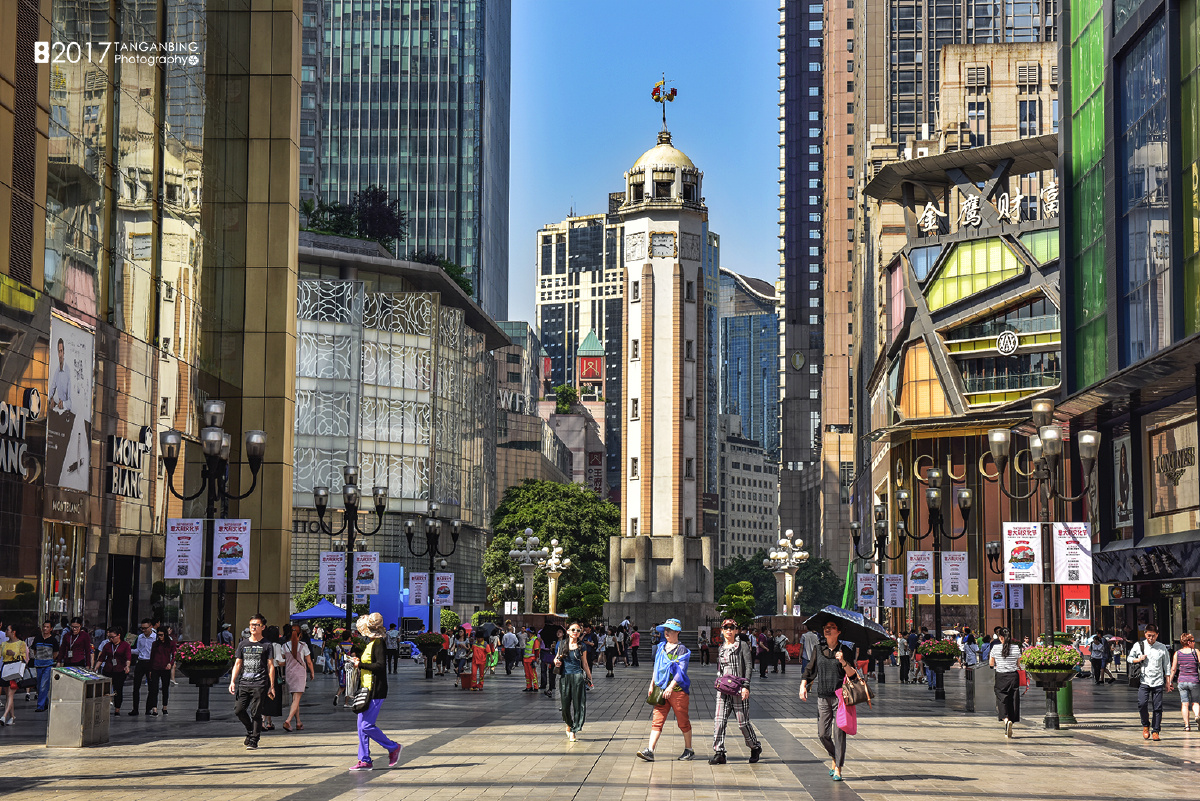 2017《解放碑cbd街景》摄影:唐安冰