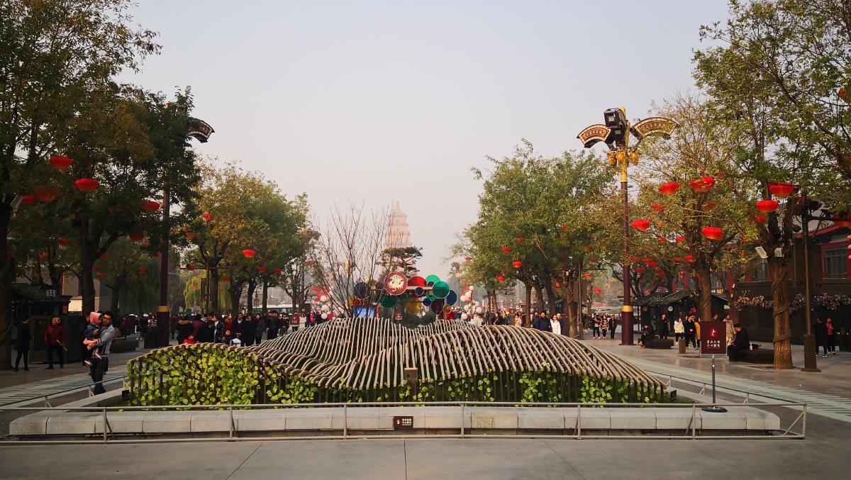 白天的大唐不夜城