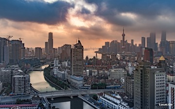 江河汇聚