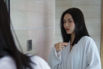 001