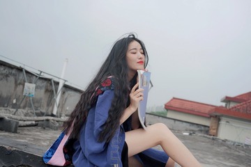 001