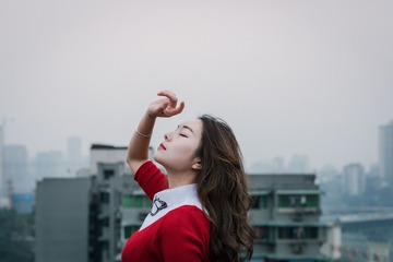 001