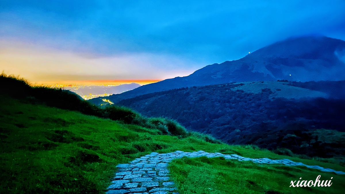 台湾阳明山擎天岗夜景