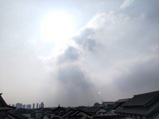 134043