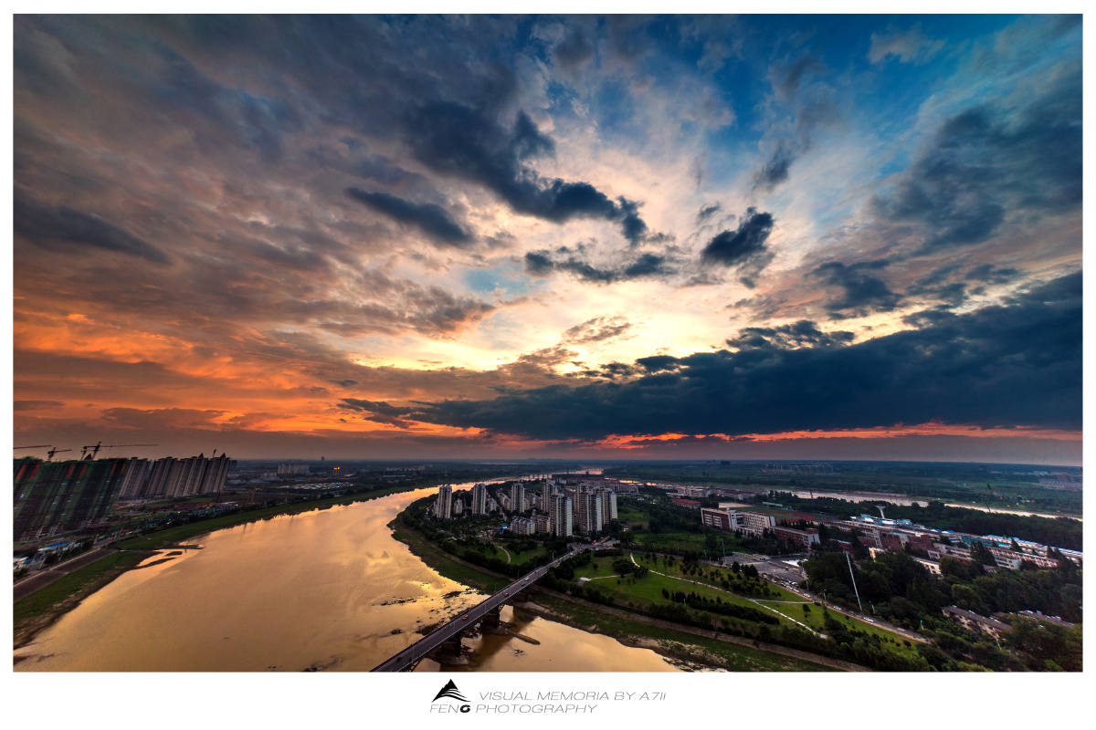 月亮岛晚霞全景2