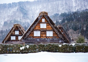 白川乡的清晨