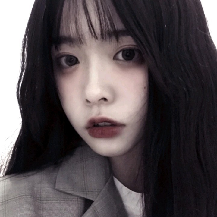 女生头像78时间是让人猝不及防的东西晴时有风阴有时雨争不过朝夕