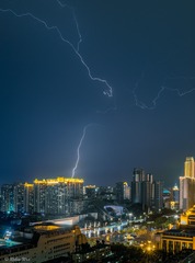 又见闪电
