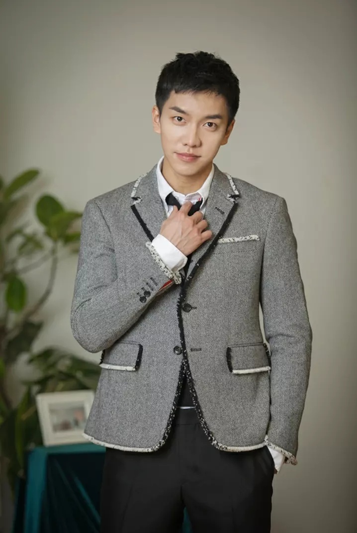 点赞是美德,打赏是鼓励打赏还没有人打赏,快来当第一个打赏的人吧