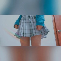578697