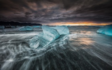 658207