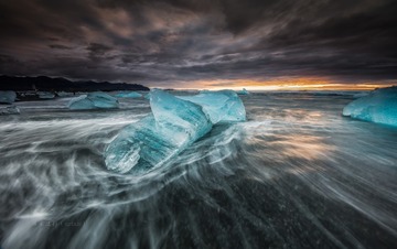 658210