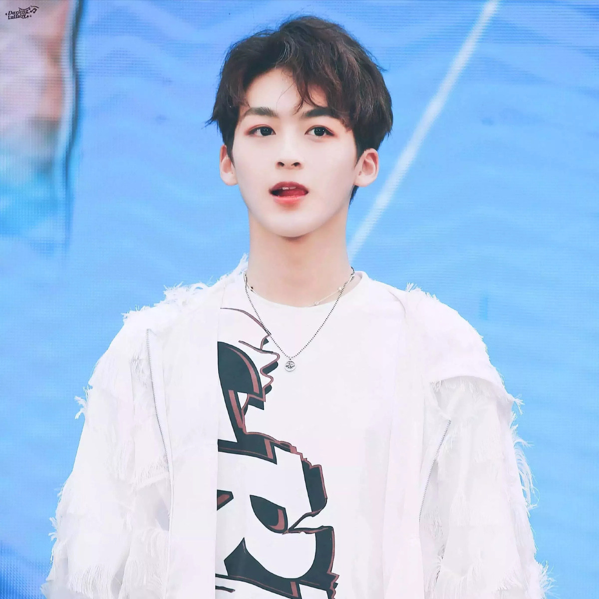 洛入凡间天使颜星辰之眸wink眼最好的何洛洛糯米滋