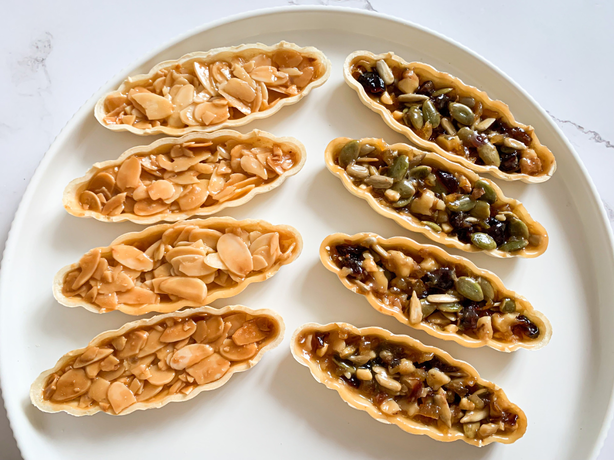 香脆焦糖糯米船满满的坚果吃起来嘎嘣脆