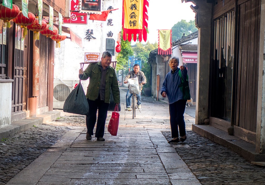 《指路》