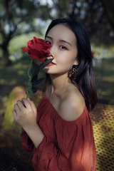 492401