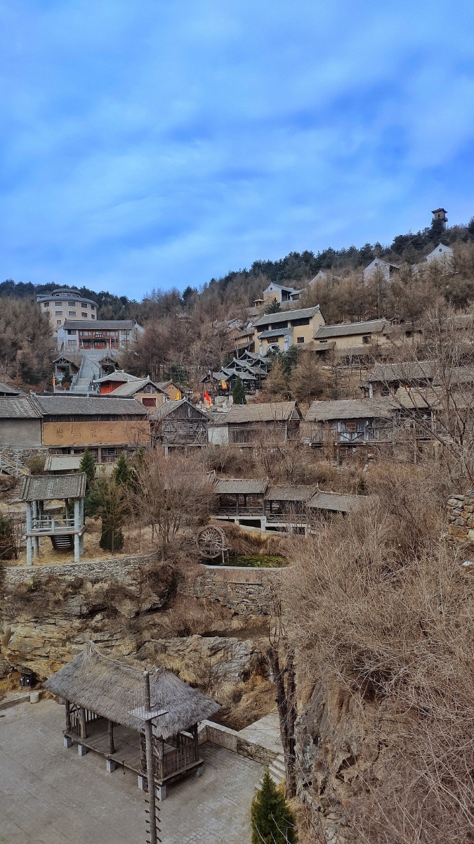 河南洛阳栾川抱犊寨抱犊寨主要展现的是古寨文化和豫西民俗文化以旅游