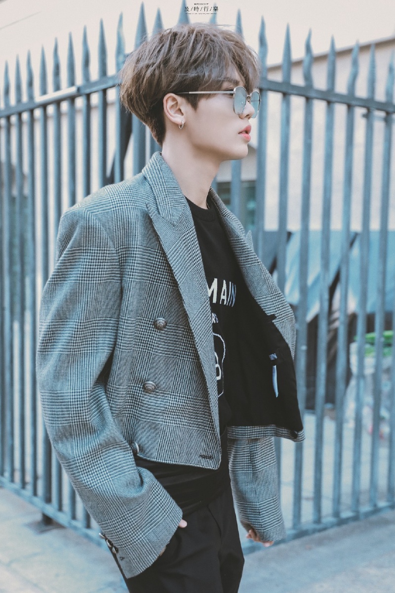 来欣赏一下林彦俊的神仙颜值